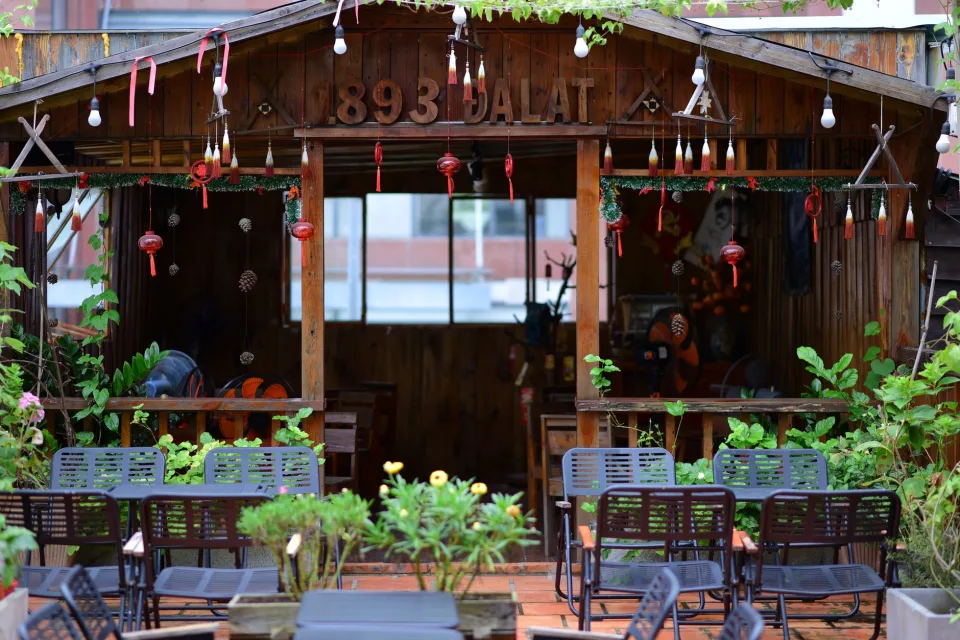 Tại Đường Xuân Lực